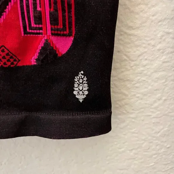 Free People Movement Stars From Mars Pink Geometric Half Zip Base Layer XS/S - Picture 7 of 7